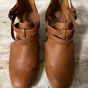 Faded Glory Boots, Sz 4